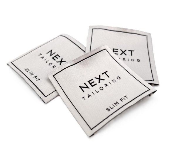 Woven fashion label	